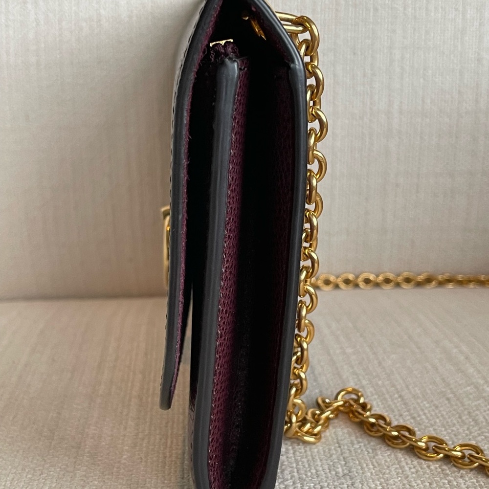 Mulberry Amberley Clutch crossbody in Burgundy - Picture 9 of 14